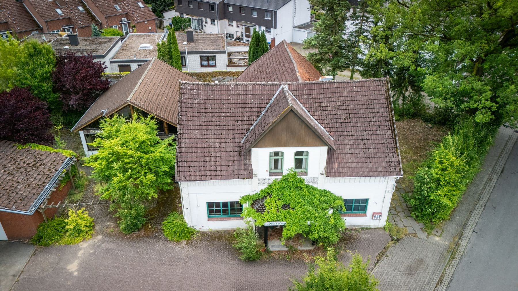 1.262 m² großes Grundstück in ruhiger Lage – mit oder ohne Abriss nutzbar, Bild 3