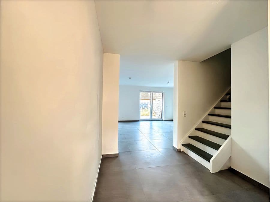 Mittelhaus – Stilvolles Wohnen in moderner Architektur