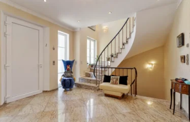 Luxuriöse Stadtvilla mit Pool (Köln)