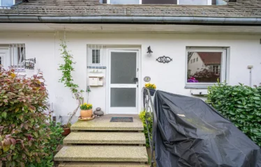 Modernes Reihenhaus mit Terrasse (Berlin)