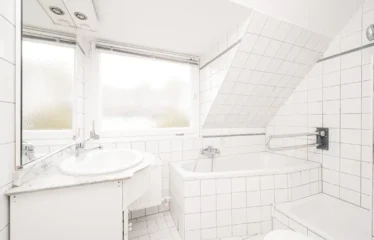 Modernes Reihenhaus mit Terrasse (Berlin)