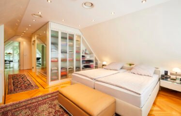 Geräumiges Einfamilienhaus mit großem Garten (Hannover)