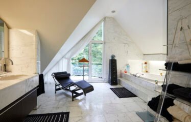 Geräumiges Einfamilienhaus mit großem Garten (Hannover)