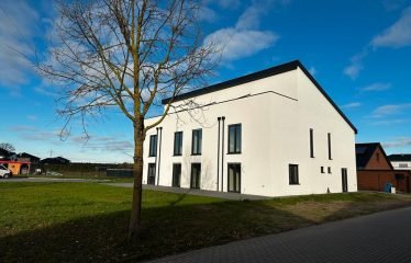 Ihr neues Zuhause wartet – Modernes Mittelhaus (A+) Schlüsselfertig