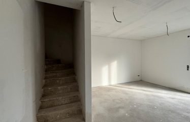 Ihr neues Zuhause wartet – Modernes Mittelhaus (A+) Schlüsselfertig